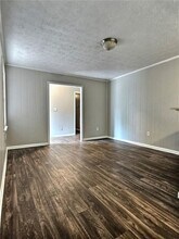 1822 Hallmark Dr in Griffin, GA - Building Photo - Building Photo