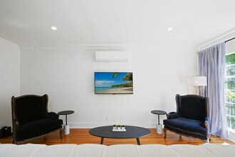 4707 Finley Ave, Unit 1 in Los Angeles, CA - Building Photo - Building Photo