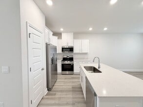 2479 Cliff Hollow Cir in Gulf Breeze, FL - Building Photo - Building Photo