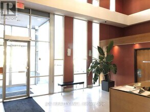 30-1230 Canterbury Pl in Toronto, ON - Building Photo - Building Photo