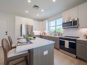 J Centra Burlington in Burlington, NJ - Building Photo - Building Photo