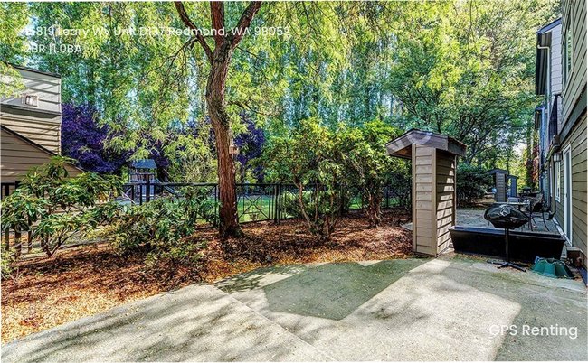 15819 Leary Wy in Redmond, WA - Building Photo - Building Photo