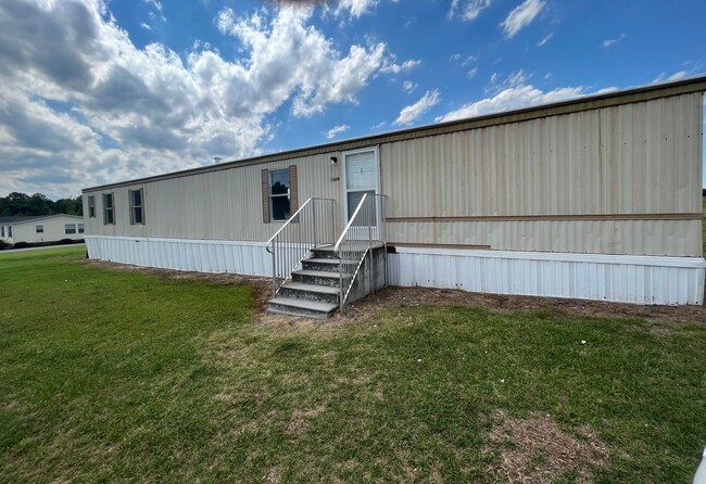 property at 1009 Antioch Rd