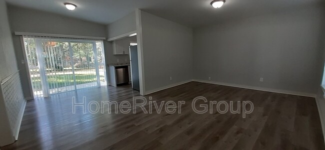 6110 Perrine Dr in Orlando, FL - Building Photo - Building Photo
