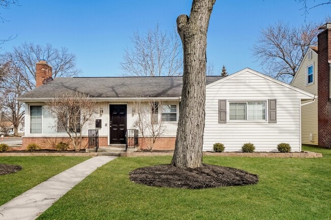 property at 2888 Dover Rd