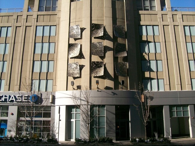 600 N Dearborn St in Chicago, IL - Building Photo - Building Photo