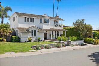 540 De Anza Dr in Newport Beach, CA - Building Photo - Building Photo