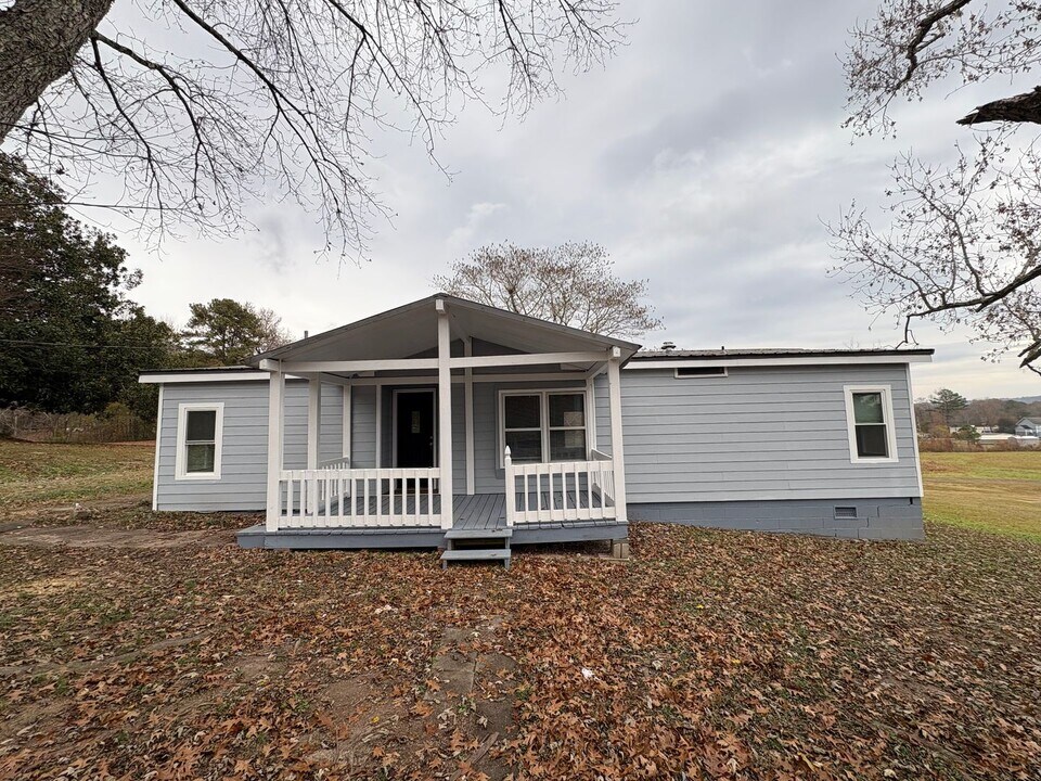 190 Green Acres in Odenville, AL - Building Photo