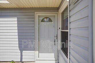 901 Vincent Ct in Virginia Beach, VA - Building Photo - Building Photo