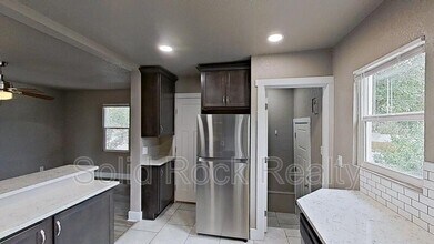 745 N Walnut St in Colorado Springs, CO - Building Photo - Building Photo