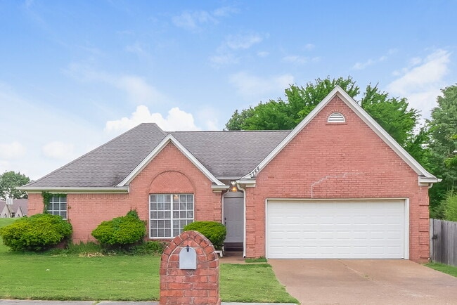 property at 7744 Shadow Glen Ln