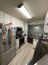 14357 Estates Ave in Apple Valley, MN - Building Photo - Building Photo