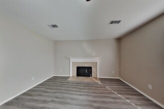 10319 Pony Express Rd in Houston, TX - Building Photo - Building Photo