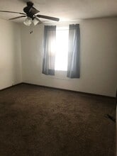 20170 Priday Ave in Euclid, OH - Building Photo - Building Photo