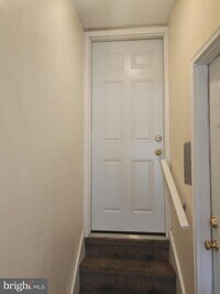 5831 Arch St photo'