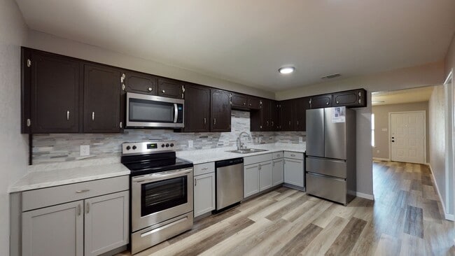 property at 209 W Dove Ln