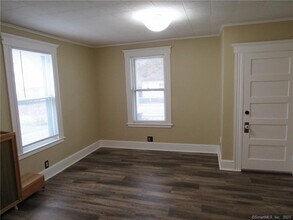 292 Brightwood Ave in Torrington, CT - Building Photo - Building Photo