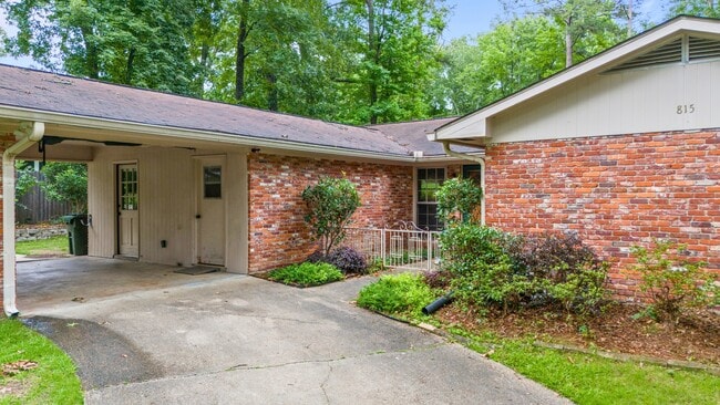 815 Heard Ave in Auburn, AL - Building Photo - Building Photo