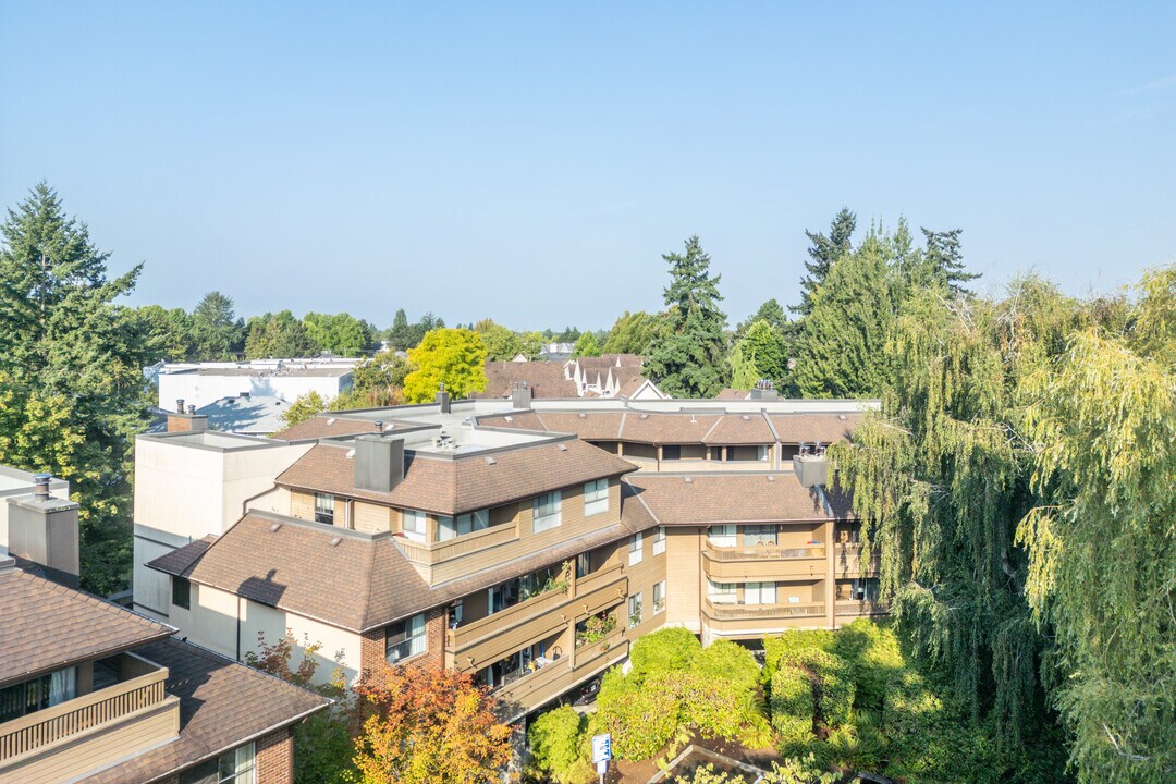 7431 Minoru Blvd in Richmond, BC - Building Photo
