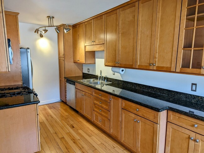 property at 1119 15th St
