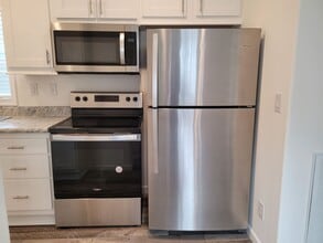 5600 Jennie St in Zephyrhills, FL - Building Photo - Building Photo