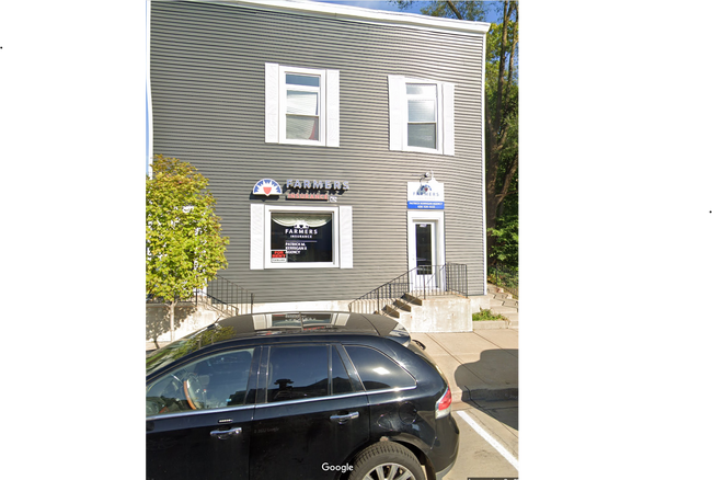 4927 Main St, Unit 2R