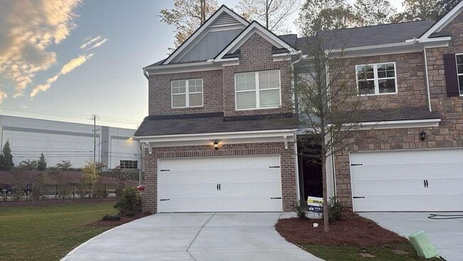 property at 2435 Poppy Ct