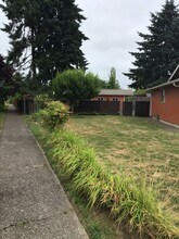 3470 NE Dorchester Way in Corvallis, OR - Building Photo - Building Photo