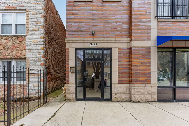 property at 3465 S Lituanica Ave
