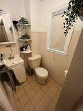 110 Thorndike St, Unit 1F in Cambridge, MA - Foto de edificio - Building Photo