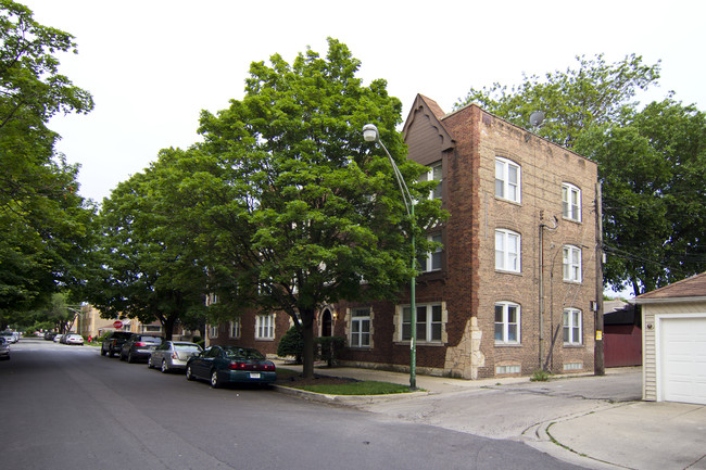 5907-5909 W Barry Ave in Chicago, IL - Building Photo - Building Photo