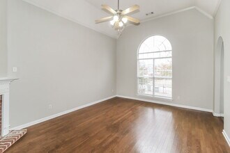 8725 Rogers Park Ave in Memphis, TN - Building Photo - Building Photo