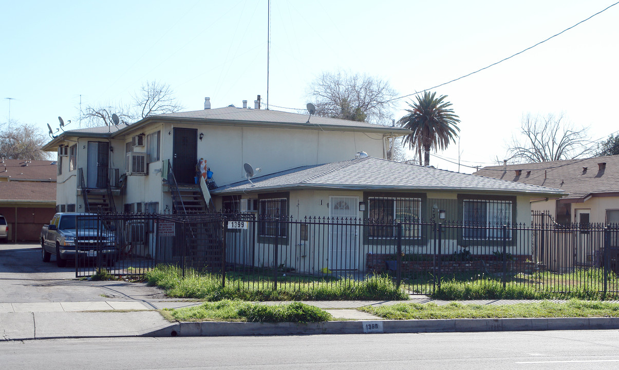 1399 N Mountain View Ave in San Bernardino, CA - Building Photo