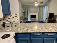 3900 Woodchase Dr photo'