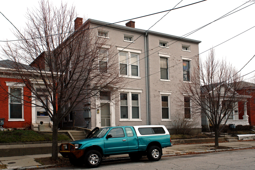 817-819 E Gray St in Louisville, KY - Building Photo