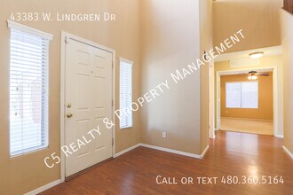 43383 Lindgren Dr in Maricopa, AZ - Building Photo - Building Photo