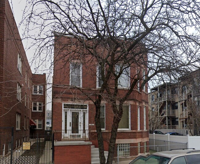 property at 5019 N Ashland Ave