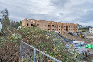 Ascend Meadowdale in Bremerton, WA - Building Photo