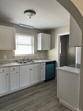 347 4th St SE-Unit -Apt 1a in Hickory, NC - Foto de edificio - Building Photo