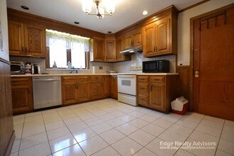 264-266 Market St, Unit 2 in Boston, MA - Foto de edificio - Building Photo