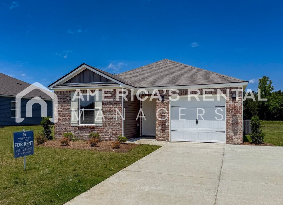 18584 Caffee Dr in Vance, AL - Building Photo