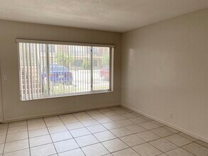 2309 S Federal Hwy in Boynton Beach, FL - Building Photo - Building Photo