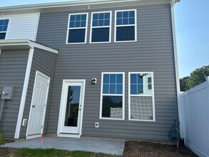 6138 Arsenal Ave in Raleigh, NC - Building Photo - Building Photo