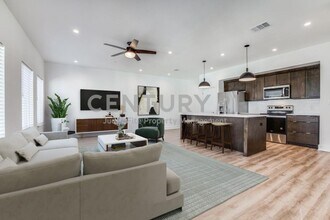 408 M.L.K. Jr Blvd in Waxahachie, TX - Building Photo - Building Photo