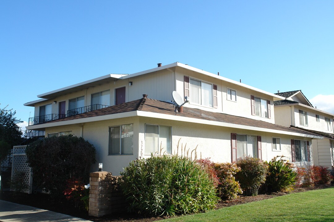 3729 Underwood Dr in San Jose, CA - Foto de edificio