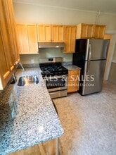 40 Hewlett St, Unit 1 in Boston, MA - Building Photo - Building Photo