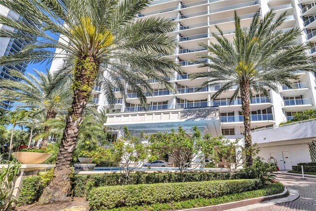 2600 Island Blvd, Unit 1603 in Aventura, FL - Building Photo - Building Photo