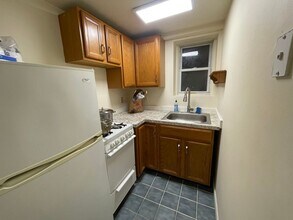 2811 N Calvert St in Baltimore, MD - Building Photo - Building Photo