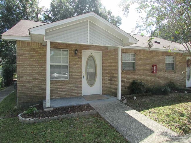 property at 7135 Pearson Rd