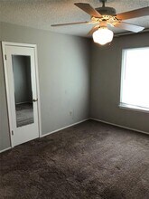 12910 Tantara Dr in Austin, TX - Foto de edificio - Building Photo